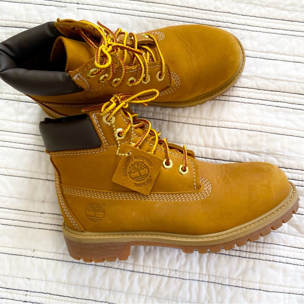 Timberland 6" Premium Waterproof Leather Boots Grade School Boys size 1.5